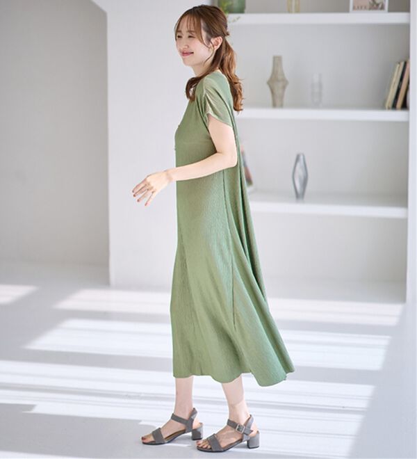 alotta（アロッタ）の「【４つの機能付】ひんやり楽ちん快適！フレアーワンピース（カットソーワンピース）」｜詳細画像