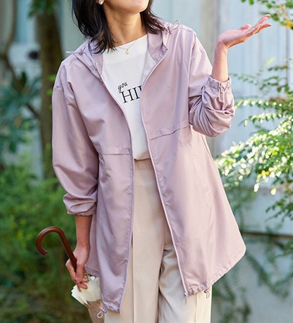 BELLUNA（ベルーナ）の「はっ水加工軽量パーカー（ポーチ付）（パーカー）」｜詳細画像