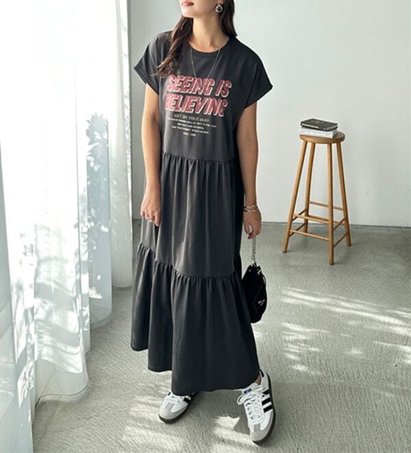 GeeRA（ジーラ）の「ピグメント風ティアードプリントＴシャツワンピース（カットソーワンピース）」｜詳細画像