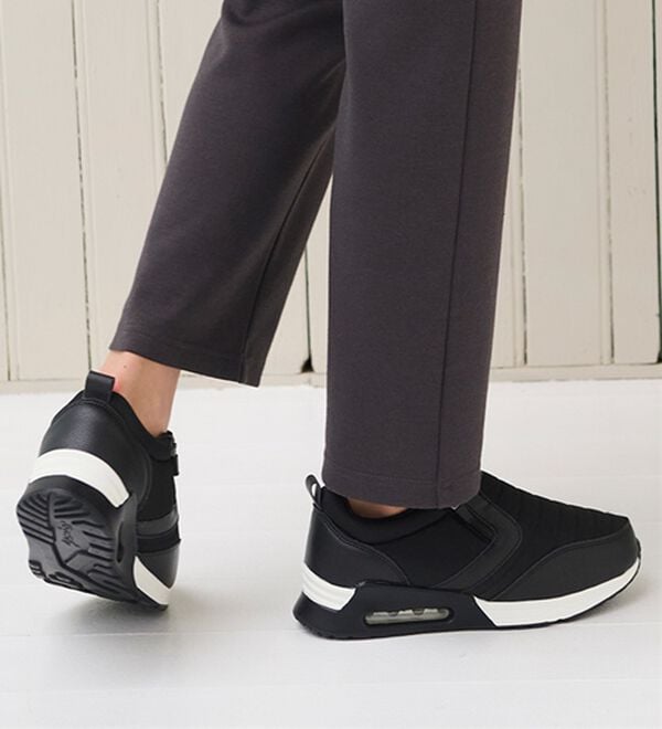 BELLUNA（ベルーナ）の「４Ｅボンディング風エアソールスニーカー（スニーカー）」｜詳細画像