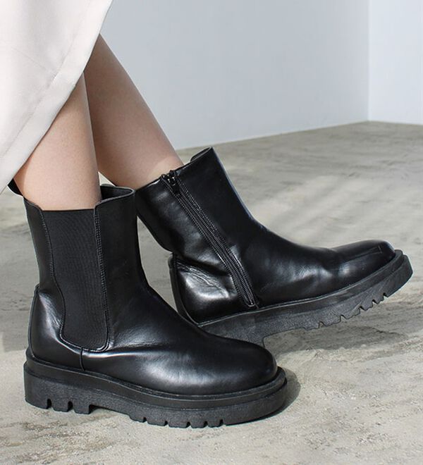 GeeRA（ジーラ）の「トラックソールサイドゴアブーツ（ブーツ）」｜詳細画像