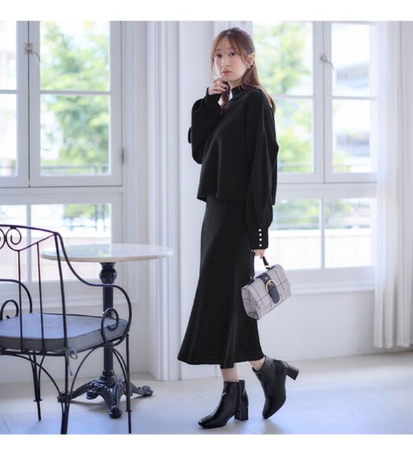 alotta（アロッタ）の「パール調ボタンニット＆キャミワンピース（アンサンブル）」｜詳細画像