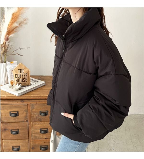 GeeRA（ジーラ）の「スタンドカラーフェイクダウンジャケット（ダウンコート・ジャケット・ベスト）」｜詳細画像