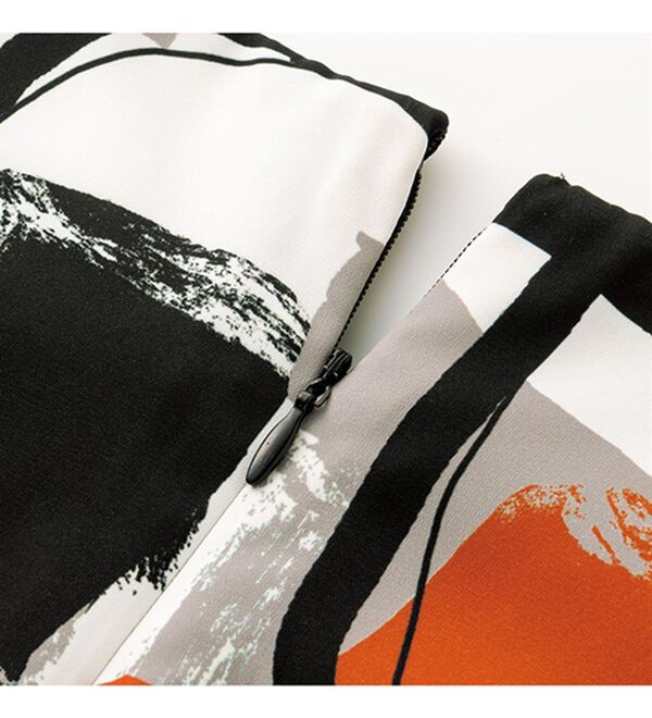 VINNO（ヴィノ）の「シェーディングプリントワンピース（プリントワンピース）」｜詳細画像