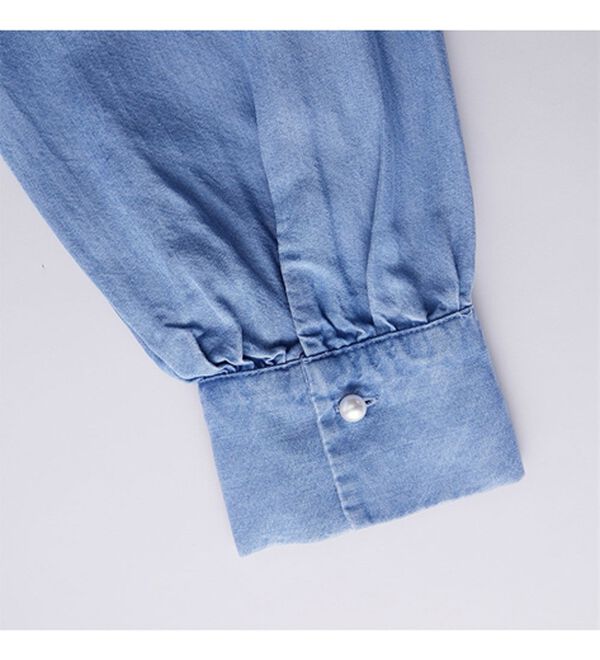 RANAN（ラナン）の「パール調ボタン使いデニム調シャツ（ブラウス）」｜詳細画像