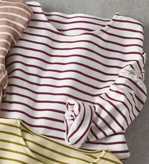 BELLUNA（ベルーナ）の「 ＜＆ｃｏｃｏｃｈｉ＞ハピネスコットン１００％ボーダープルオーバー（カットソー）」｜オフ白&times;レーズン