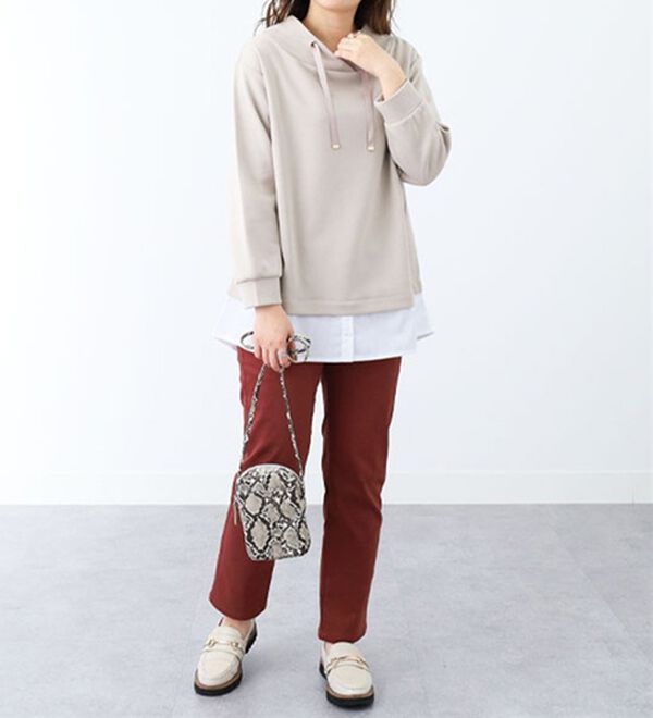 BELLUNA（ベルーナ）の「ワイドネックデザインシャツ切替チュニック（チュニック）」｜詳細画像