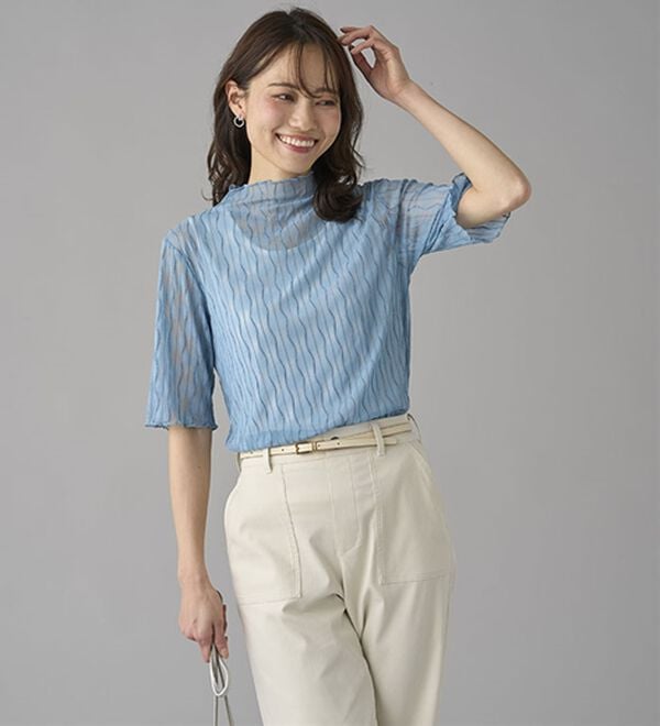 BELLUNA（ベルーナ）の「【５分袖】波柄立体ジャカードシアーインナー（カットソー）」｜詳細画像