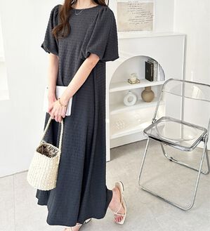 GeeRA（ジーラ）の「ボリューム袖楽ちん表面感ワンピース（カットソーワンピース）」｜詳細画像