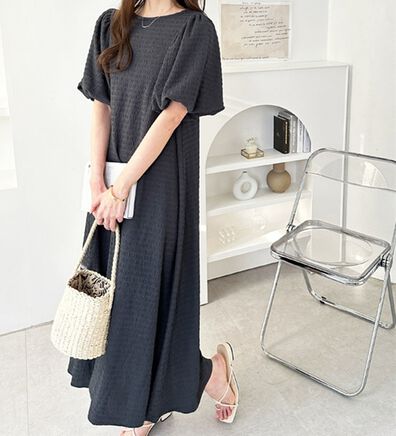 GeeRA（ジーラ）の「ボリューム袖楽ちん表面感ワンピース（カットソーワンピース）」