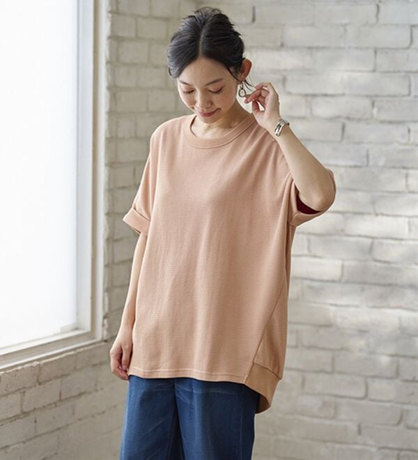 BELLUNA（ベルーナ）の「ヒンヤリ！ワッフル素材ゆったりプルオーバー（カットソー）」｜詳細画像