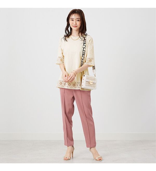 BELLUNA（ベルーナ）の「花柄レース使いデザインプルオーバー（カットソー）」｜詳細画像