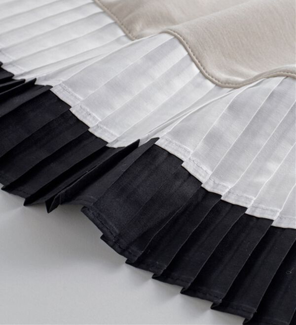 BELLUNA（ベルーナ）の「裾配色プリーツデザインプルオーバー（カットソー）」｜詳細画像