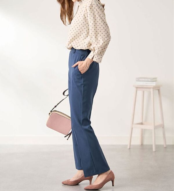 BELLUNA（ベルーナ）の「ジョーゼット素材フレアーパンツ（フルレングスパンツ）」｜詳細画像