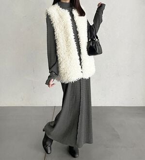 GeeRA（ジーラ）の「全骨格対応！ネックジャガードワンピ―ス（カットソーワンピース）」｜チャコールハイネック