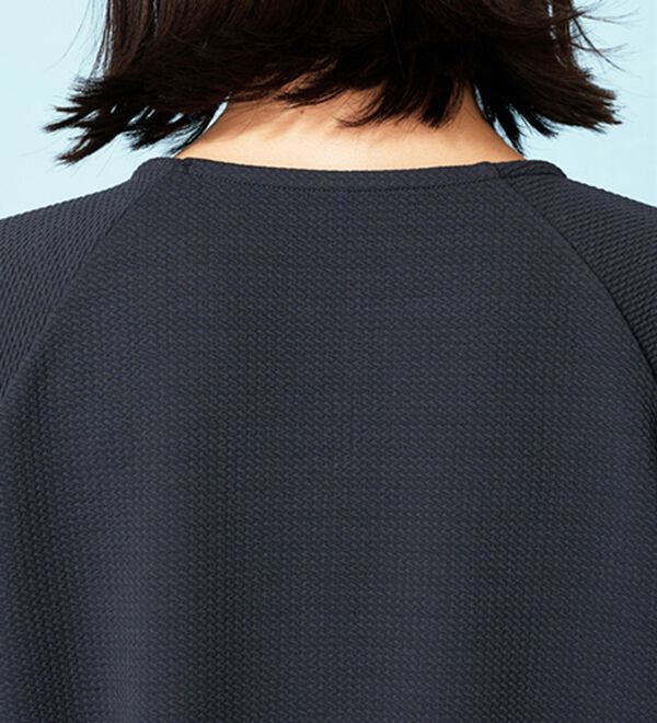 BELLUNA（ベルーナ）の「ポコポコ素材ランタンスリーブプルオーバー（カットソー）」｜詳細画像