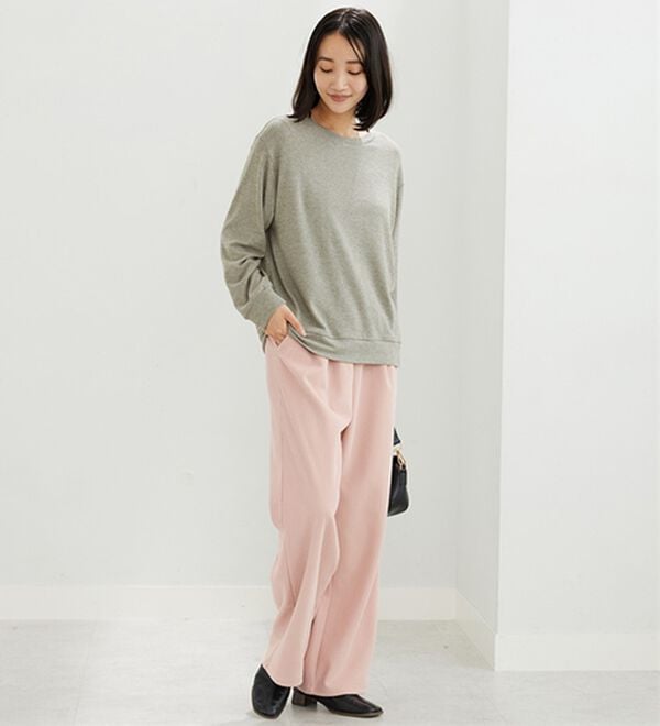BELLUNA（ベルーナ）の「マシュマロタッチふんわり起毛素材プルオーバー（カットソー）」｜詳細画像