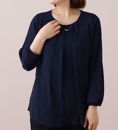 BELLUNA（ベルーナ）の「＜ＢＥＬＬＵＮＡ　ＦＯＲＭＡＬ＞ネックレス付ブラウス（ブラウス）」