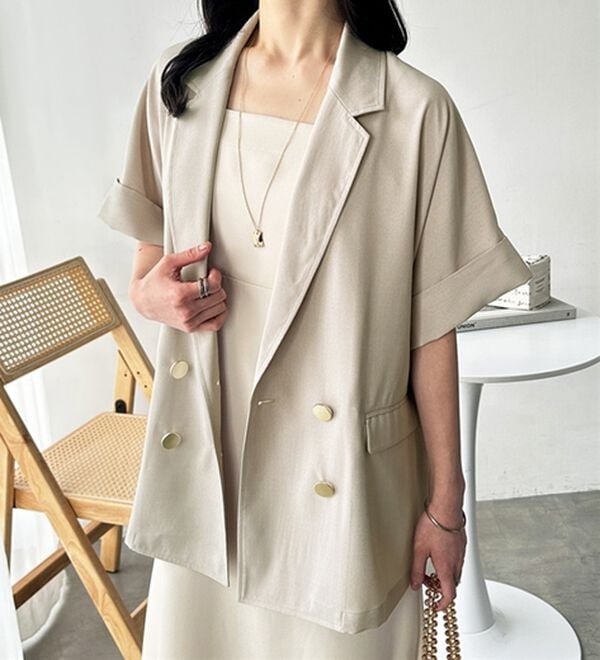 GeeRA（ジーラ）の「リネン調半袖ダブルジャケット（テーラードジャケット）」｜詳細画像