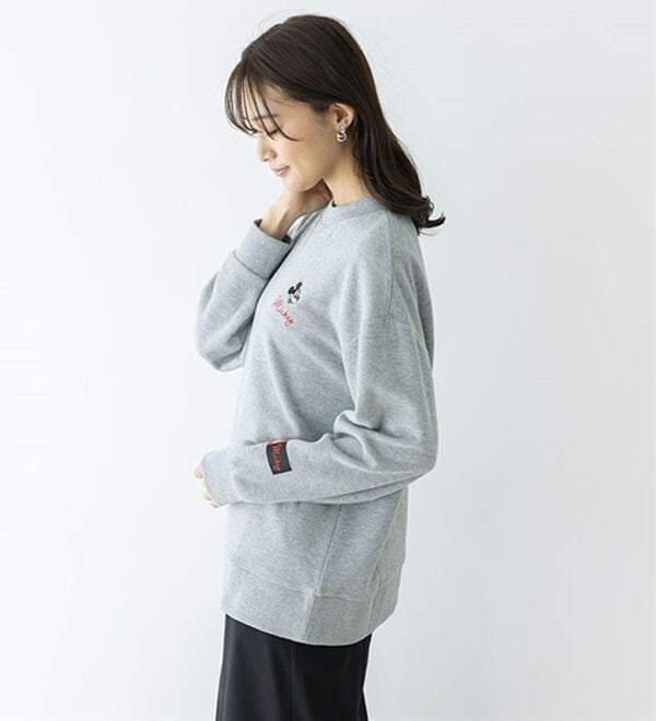 BELLUNA（ベルーナ）の「＜Ｄｉｓｎｅｙ＞刺しゅうデザイントレーナー（トレーナー・スウェット）」｜詳細画像
