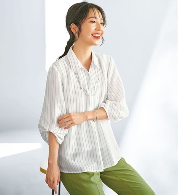 BELLUNA（ベルーナ）の「【快適Ｌａｂ．】イージーケア！袖タックスキッパーブラウス（ブラウス）」｜オフ白系ストライプ