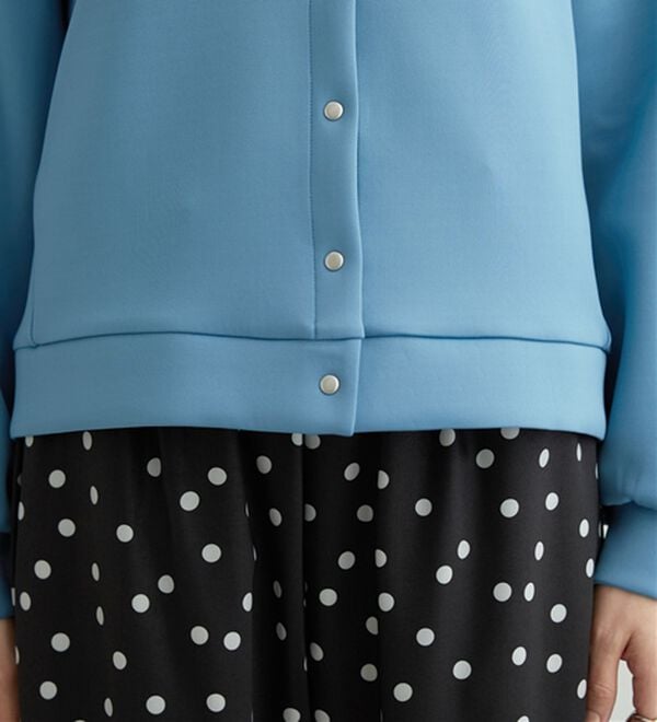 BELLUNA（ベルーナ）の「きれい見えスナップボタンカーディガン（ニットカーディガン）」｜詳細画像