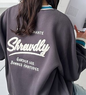 GeeRA（ジーラ）の「ラインリブエンブロイダリー裏起毛スウェット（カットソー）」｜チャコール