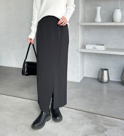 GeeRA（ジーラ）の「オンオフ着られる！スリットタイトスカート（ロングスカート）」