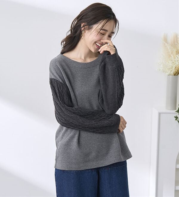 BELLUNA（ベルーナ）の「ケーブルニット使い裏起毛トレーナー（トレーナー・スウェット）」｜詳細画像