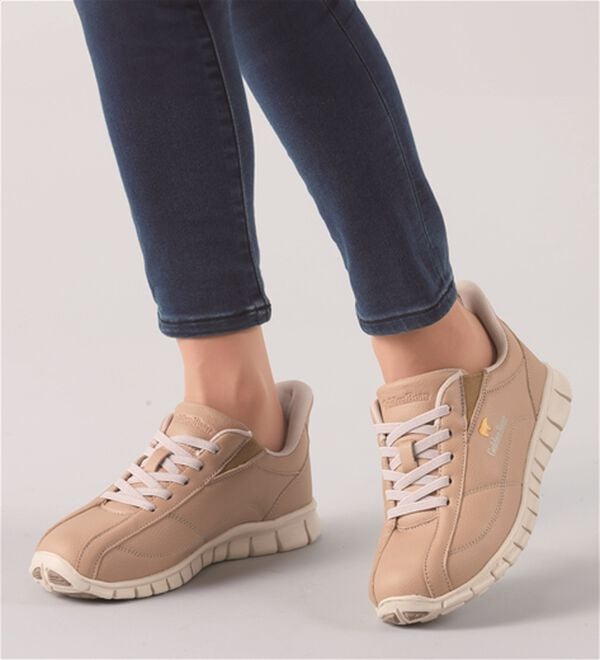 ルフラン（ルフラン）の「レディース＜ゴールデンベア＞かがまずラクチン！スポッとウォーキング（スニーカー）」｜詳細画像