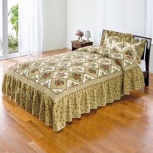 「フリル付パッチワーク調ベッドカバー（その他寝具）」｜ベージュ