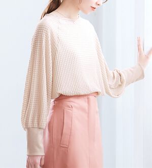 alotta（アロッタ）の「シアージャカードパフ袖プルオーバー（カットソー）」｜ピンク