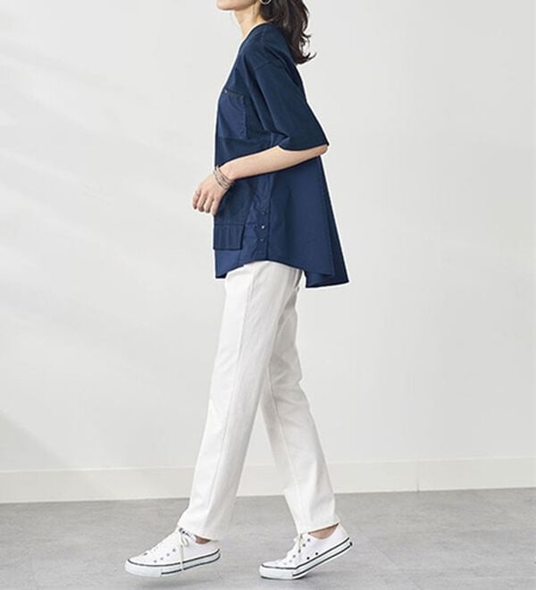 BELLUNA（ベルーナ）の「異素材切替裾ボタンデザインプルオーバー（カットソー）」｜詳細画像