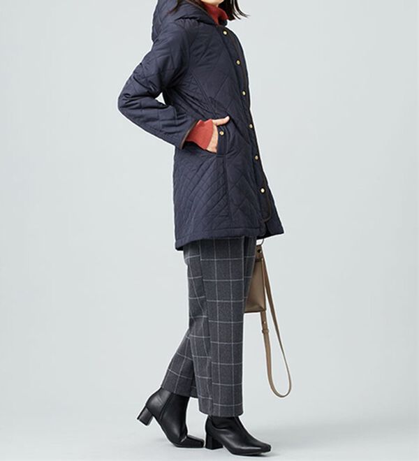 BELLUNA（ベルーナ）の「パイピング使いキルトデザインコート（ロングコート）」｜詳細画像