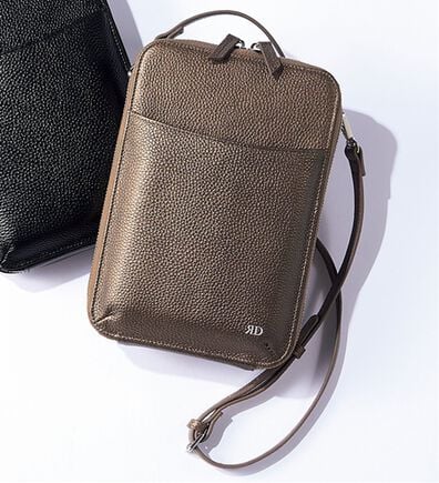 ルフラン（ルフラン）の「＜ロダニア＞牛革スマホショルダー（ショルダーバッグ）」