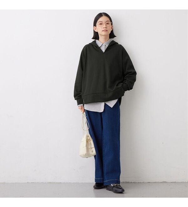 Viola e Viola（ヴィオラ エ ヴィオラ）の「【蓄熱保温】裏ファーVネックゆるシルエットパーカー（パーカー）」｜詳細画像