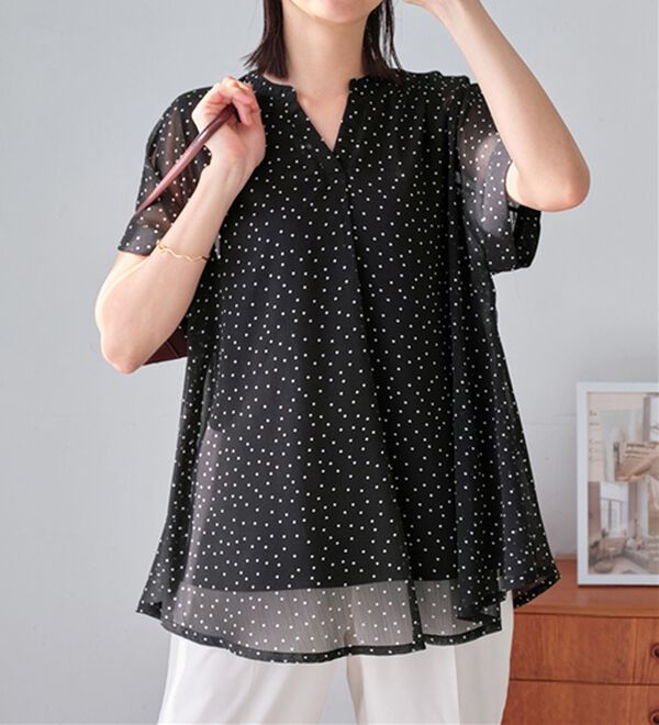 Viola e Viola（ヴィオラ エ ヴィオラ）の「【５つの機能付】すっきり魅せスキッパーＡラインチュニック（チュニック）」｜詳細画像