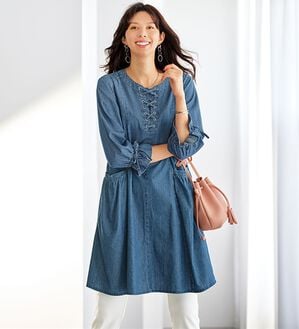 BELLUNA（ベルーナ）の「胸元レースアップデニムワンピース（その他ワンピース）」｜ケミカル