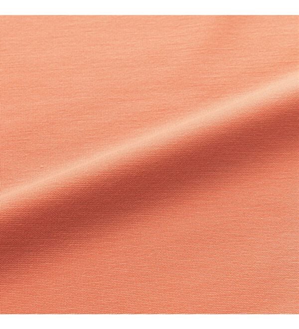 VINNO（ヴィノ）の「ストレッチ素材ティアードトップス（カットソー）」｜詳細画像