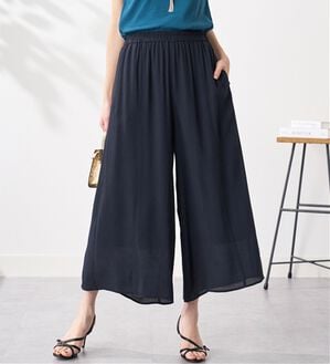 BELLUNA（ベルーナ）の「スラブ素材ポケット付ガウチョパンツ（ワイドパンツ・ガウチョ）」｜ネイビー