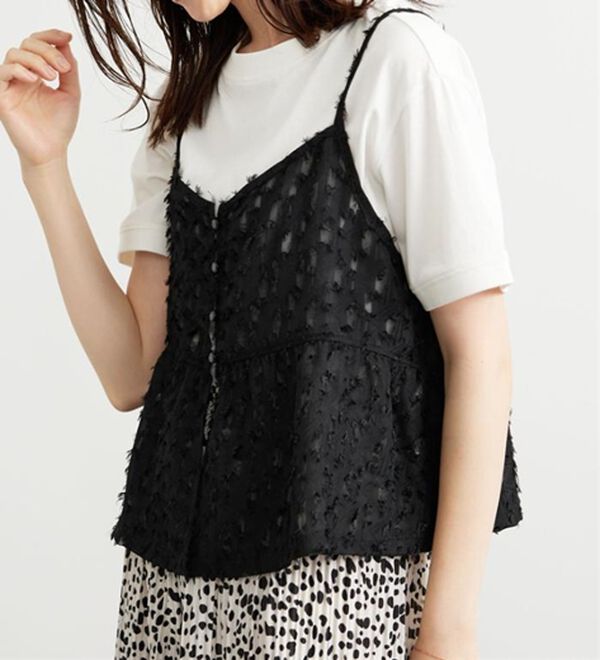 BELLUNA（ベルーナ）の「シフォン素材フェザービスチェ（タンクトップ・キャミソール）」｜詳細画像