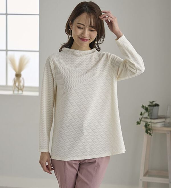 BELLUNA（ベルーナ）の「波柄ジャカード切替デザインプルオーバー（カットソー）」｜詳細画像