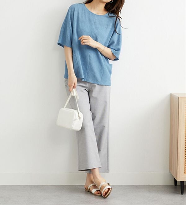 BELLUNA（ベルーナ）の「シャイニー楊柳ポケット使いプルオーバー（カットソー）」｜詳細画像