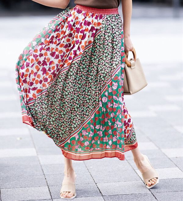 パネルフラワー柄プリーツロングスカート - ベルーナ【公式】