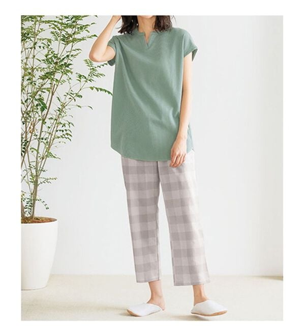 LAVIENNE（ラヴィエンヌ）の「異素材がオシャレなワッフルパジャマ（パジャマ・ルームウェア）」｜詳細画像