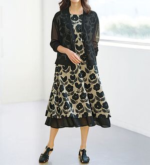 サラリ綿100％！花柄プリント重ねデザインワンピース - ベルーナ