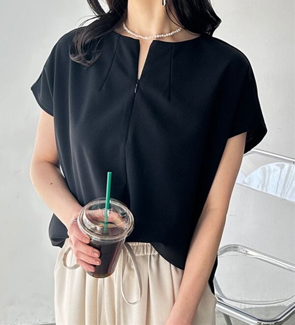 GeeRA（ジーラ）の「前後２ＷＡＹハーフジップＴブラウス（ブラウス）」｜詳細画像