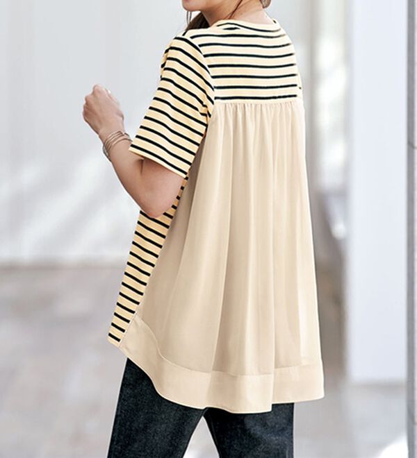 BELLUNA（ベルーナ）の「バックデザイン異素材切替プルオーバー（カットソー）」｜アイボリー系