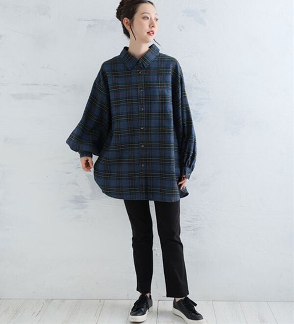 A HAPPY MARILYN（アハッピーマリリン）の「【ＬＬ～８Ｌ】フランネルボリューム袖チェックシャツ（ブラウス）」｜詳細画像