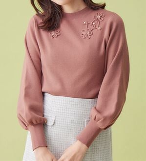 alotta（アロッタ）の「フラワーモチーフパフ袖ニット（ニット・セーター）」｜詳細画像